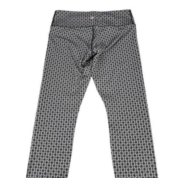 LULULEMON Wunder Under Pant In Tri Geo Silver Spoon Black Size 6 - Picture 6 of 8